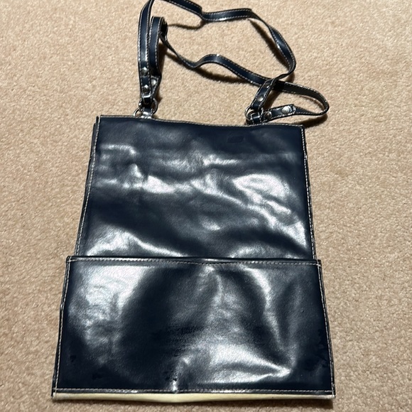 Vintage looking Alice in Wonderland bag - Picture 4 of 4